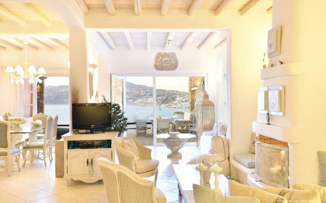 Aegean Pearl Villa