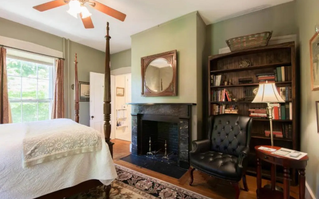 Marshall Slocum Inn