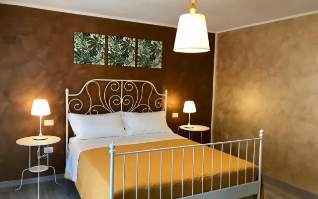 B&B Red Village