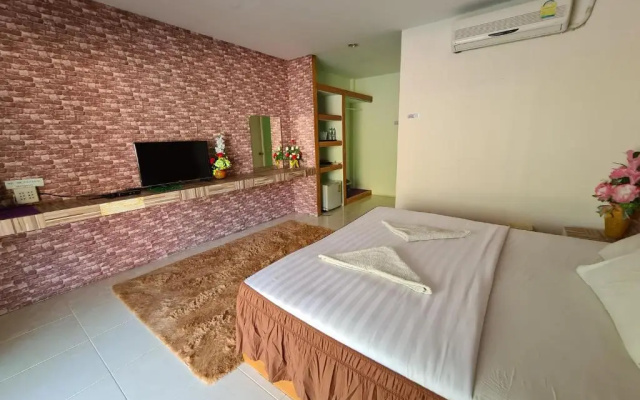 Phutawan Resort