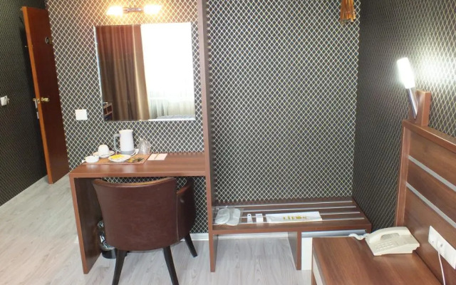 Lifos Otel