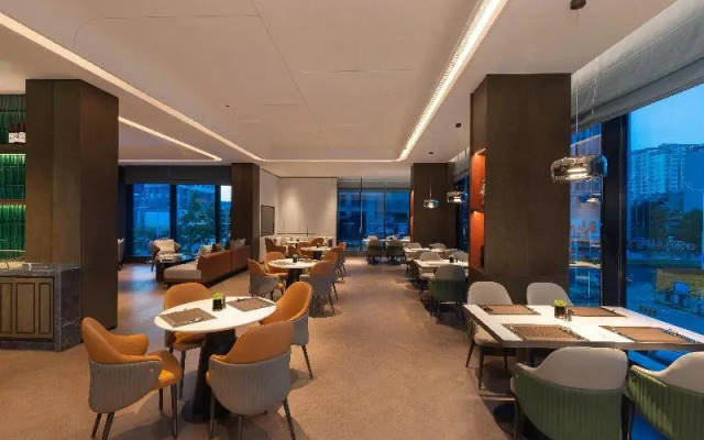 Crowne Plaza Dalian Kerren by IHG