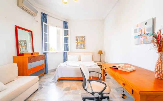 Authentique Villa Tunisoise Avec Piscine Marsa