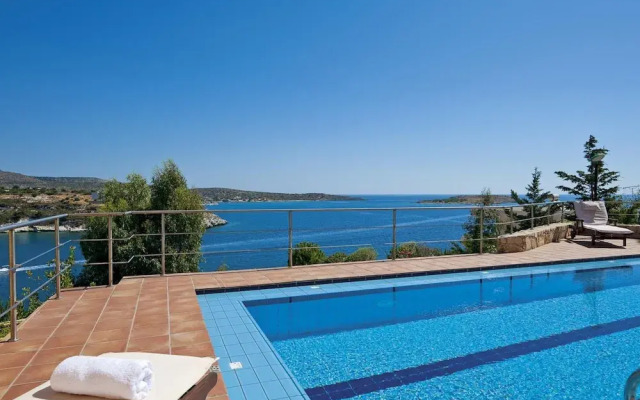 Chloe Seafront Villa