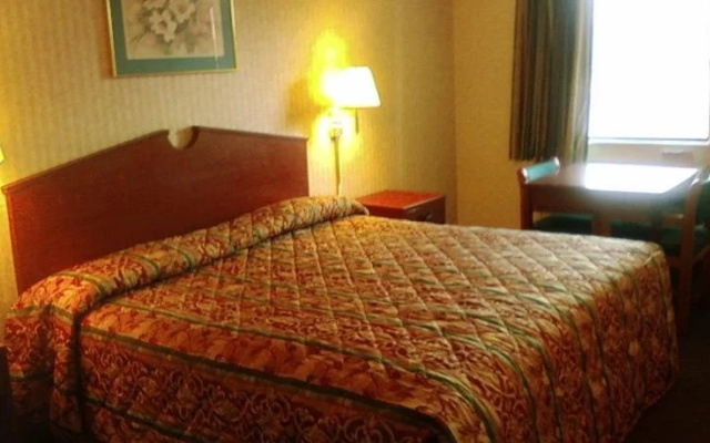 Economy Inn Express