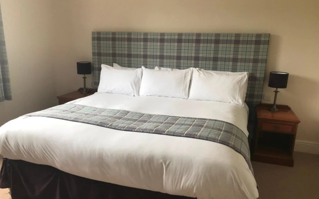St Mellons Hotel