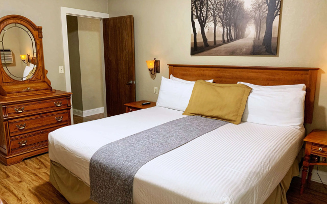 Stratford Inn