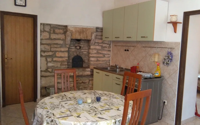 House for Families and Pets Welcome