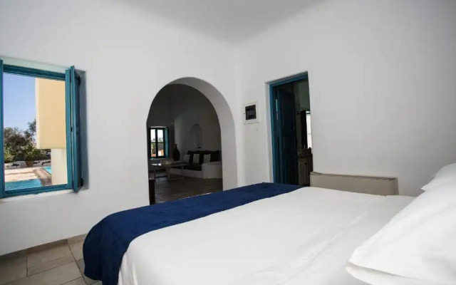 Black Rose Suites