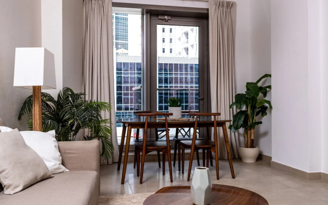 Spectacular 1BR Apartment-Sparkle Towers