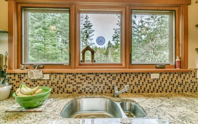 Sequim Chalet