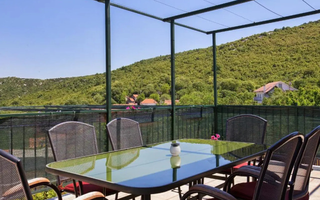 Holiday Villa Anna