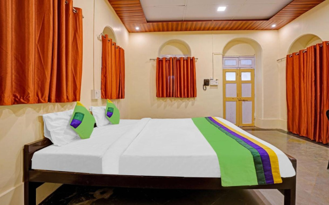 Treebo Cecil Resort Matheran With Swimming Pool