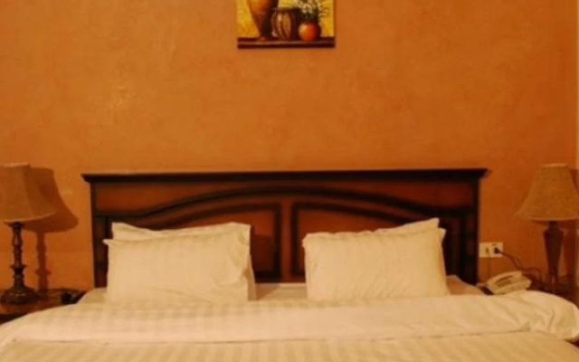 Lafontaine Alsaad Suites