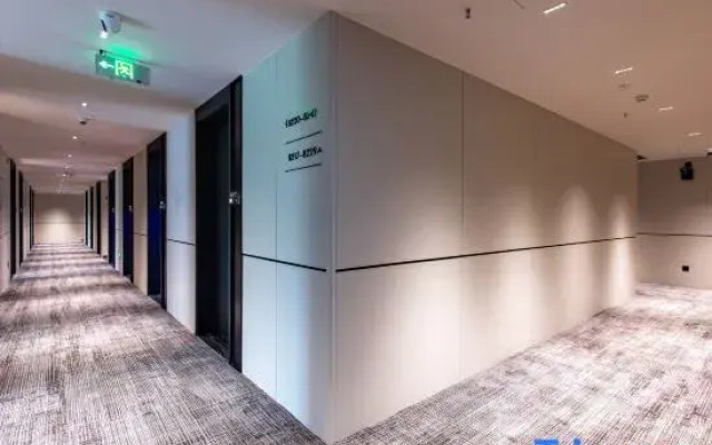 Ruisi E-Sports Hotel (Dazu Daronghui)