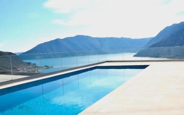 Peaceful flat with pool & great view in Risan! - View 9