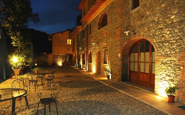 Отель Agriturismo Le Buche di Viesca Реггелло вид на фасад