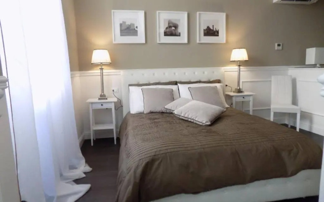 Hs4U The Chic Luxury apartment