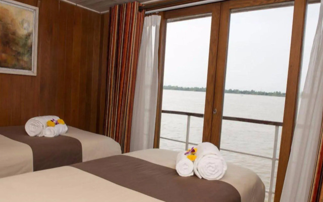 L'Amant Cruise