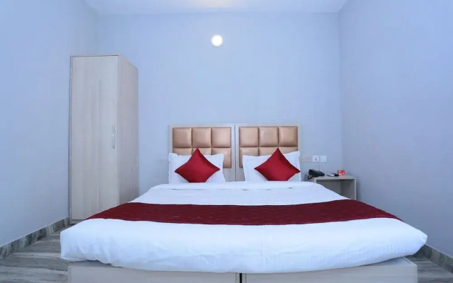 OYO Flagship 16910 Hotel Prince Palace