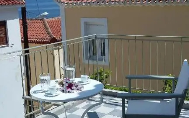 Elia house