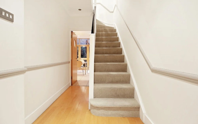 Victoria - Westminster Private House