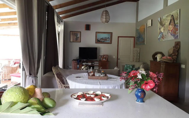Mihinoa House