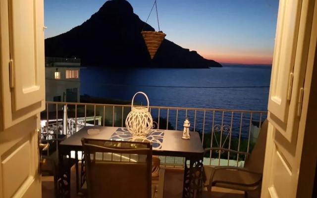 Grande Grotta Studios - Sleeps 8 - Free Parking