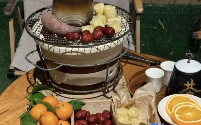 Yeste International Hotel (Wuzhou Meiguihu Park Sanqi City)