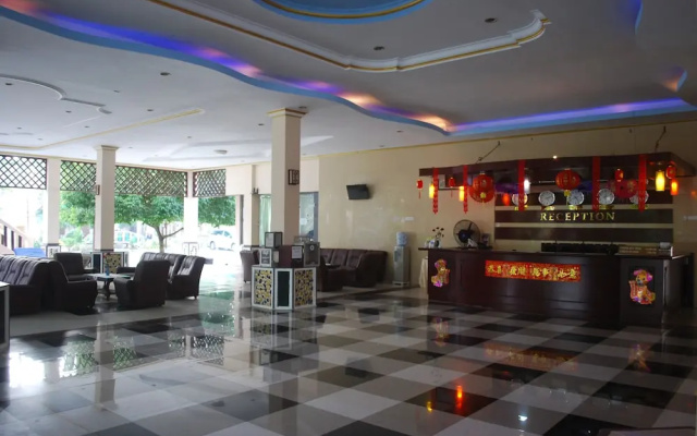Golden Beach Resort Hotel