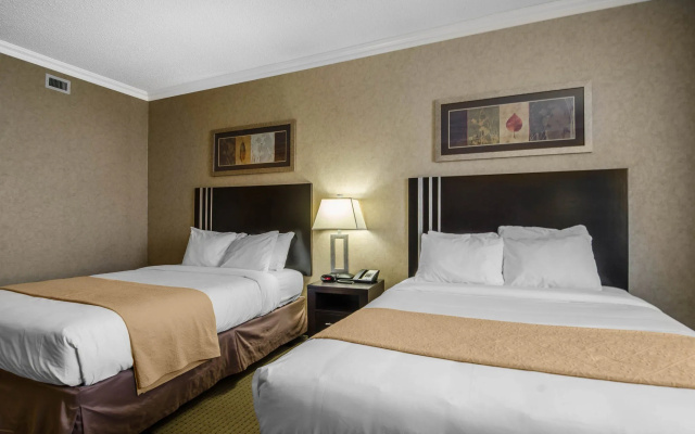 Travelodge By Wyndham Prince Albert