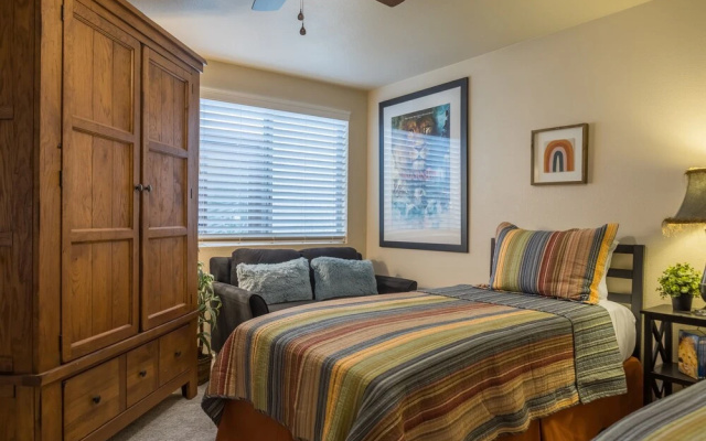 2125 Chandler