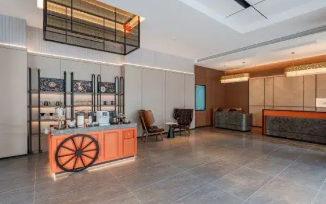 Homeinn Plus Hotel (Jiujiang University Wanda Plaza)