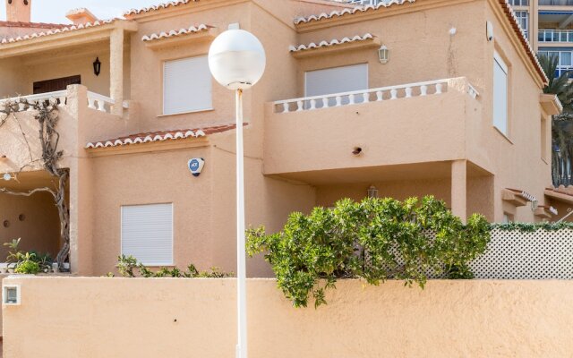 Отель Travel Habitat Casa Perellonet вид на фасад