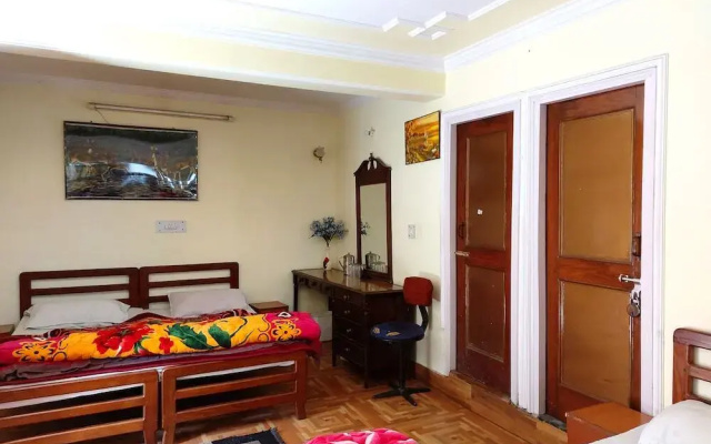Kohinoor Mallital Nainital by Goroomgo