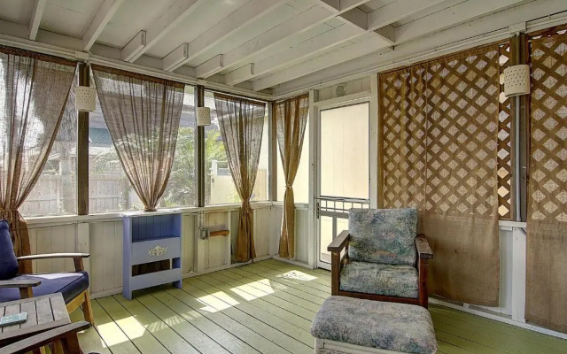 Le Chateau TS202