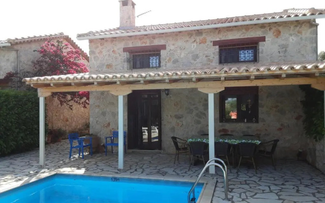 Dioni Villa
