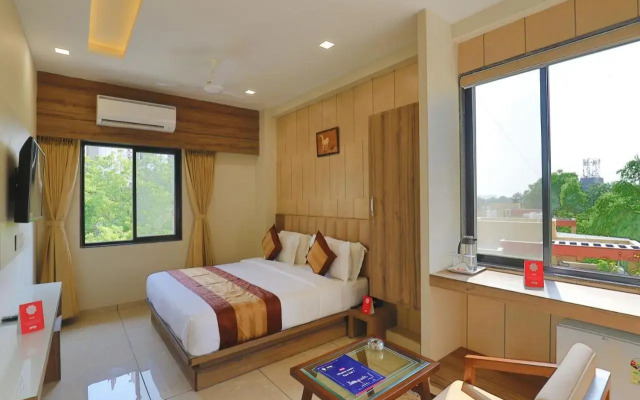 OYO 9851 Hotel Repose