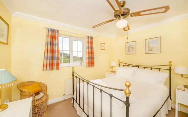 West Bay Holiday Home