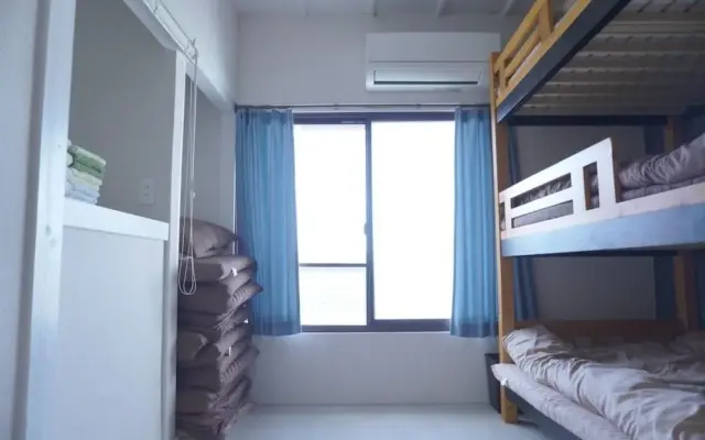 Guest House Ioly Osaka - Hostel