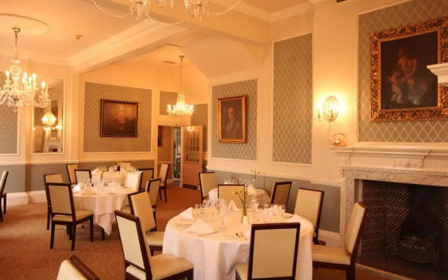 The Shelleys Hotel
