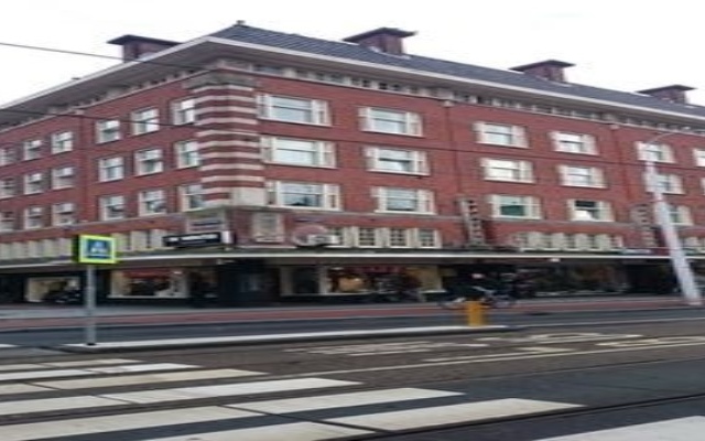 Amigo Budget Hostel вид на фасад