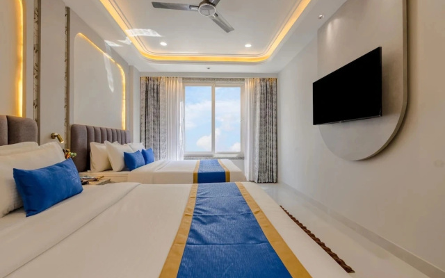 Anu Plaza-5Mins from Connaught Place