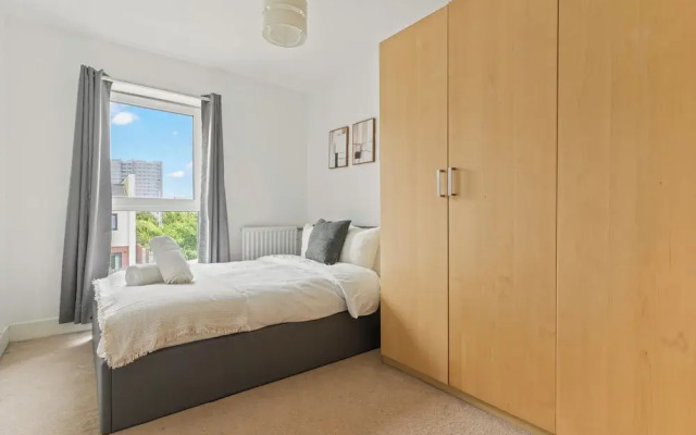 Windrush Grove Retreat in Birmingham