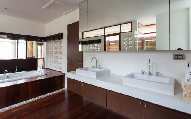 Amatapura Beach Villa 10