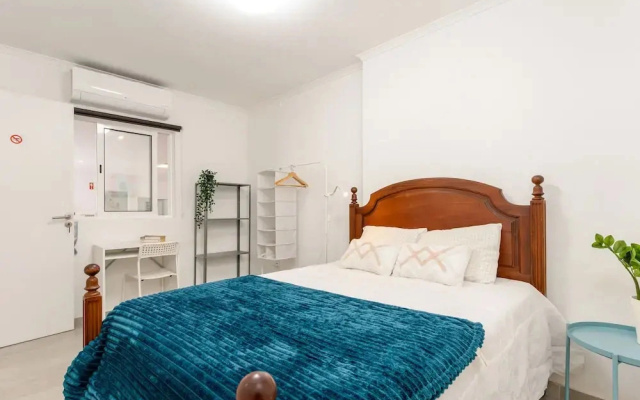 Caparica Poshtel