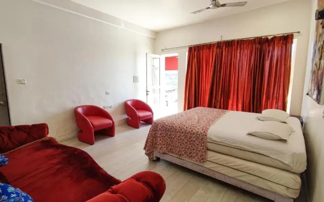 Villa 408-Dr Wade in Royal Palms Mumbai
