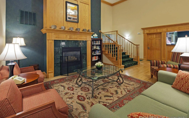 Country Inn & Suites by Radisson Kenosha - Pleasant Prairie