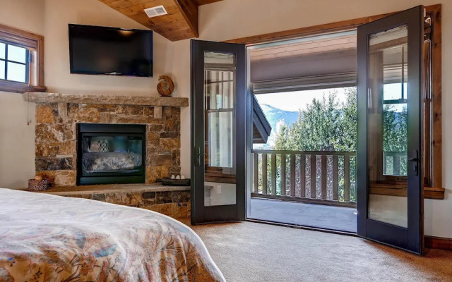 Snowtop Manor by Park City Lodging
