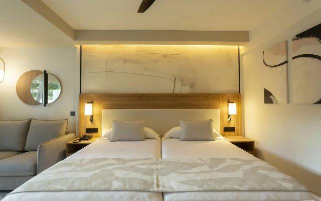 Отель Riu Nautilus - Adults only
